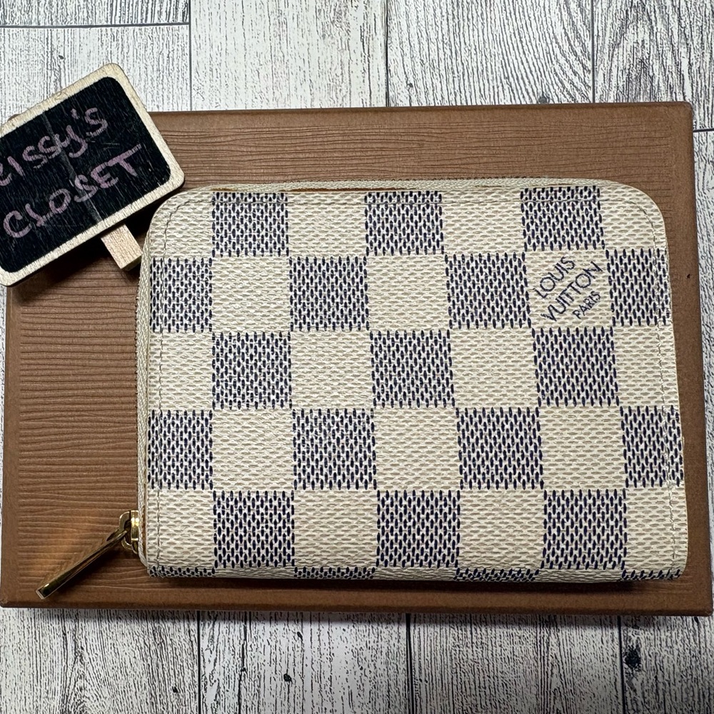 💯 Authentic Louis Vuitton Damier Azur Canvas compact Zippy Coin Purse Wallet 🤍💙